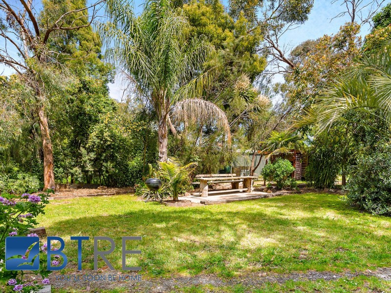 12 Hamilton Street, Crib Point VIC 3919