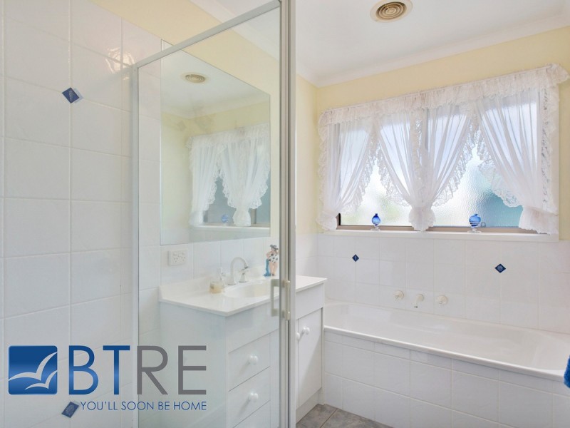 6 Merlebah Court, Hastings VIC 3915