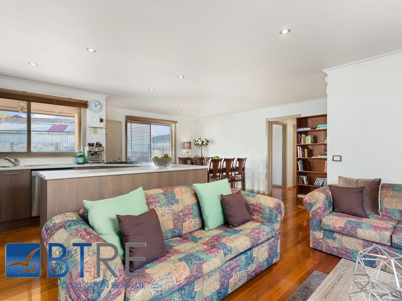 8 Stalwart Avenue, Hastings VIC 3915