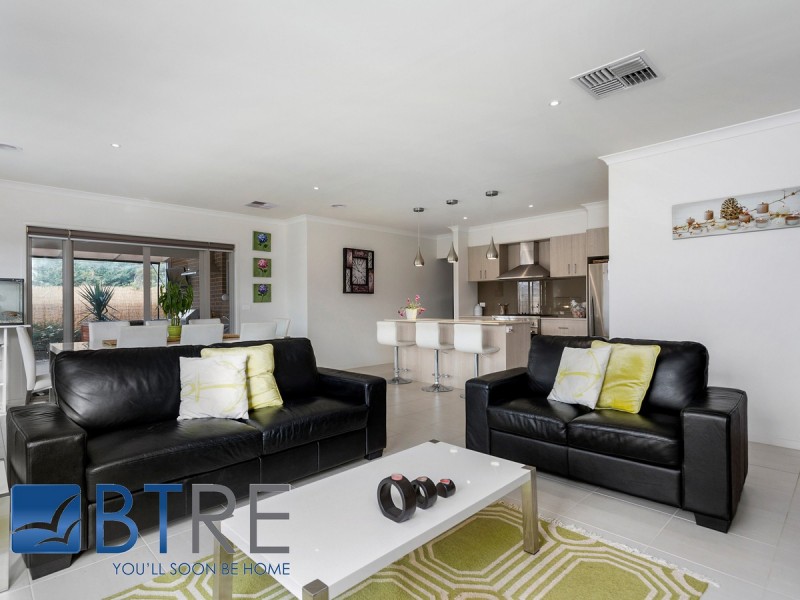 30 Sudholz Street, Bittern VIC 3918