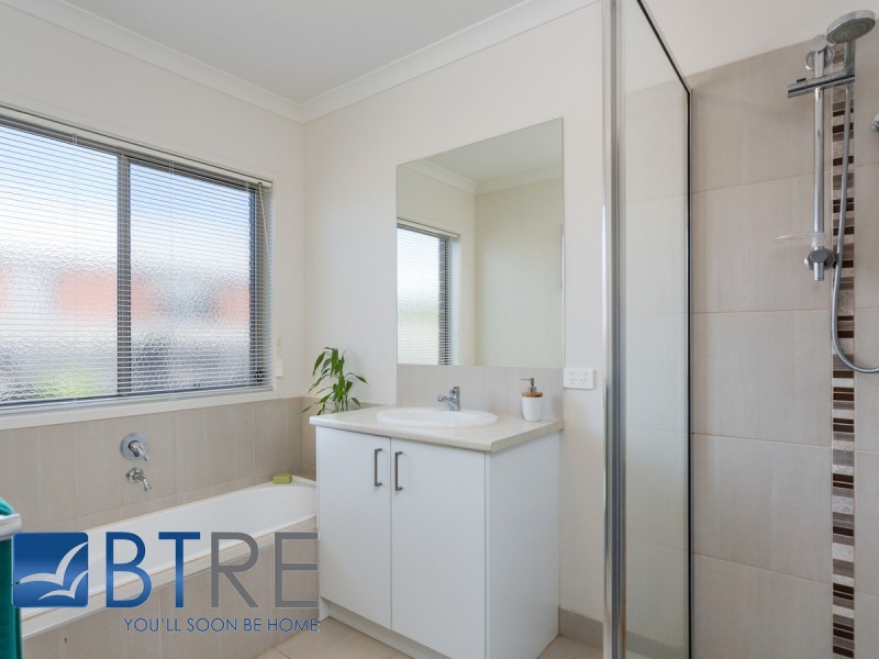 30 Sudholz Street, Bittern VIC 3918