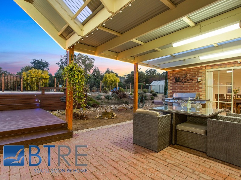4 Warrenda Place, Bittern VIC 3918