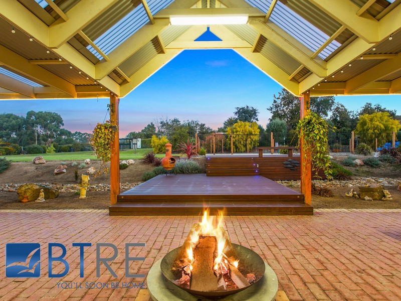 4 Warrenda Place, Bittern VIC 3918