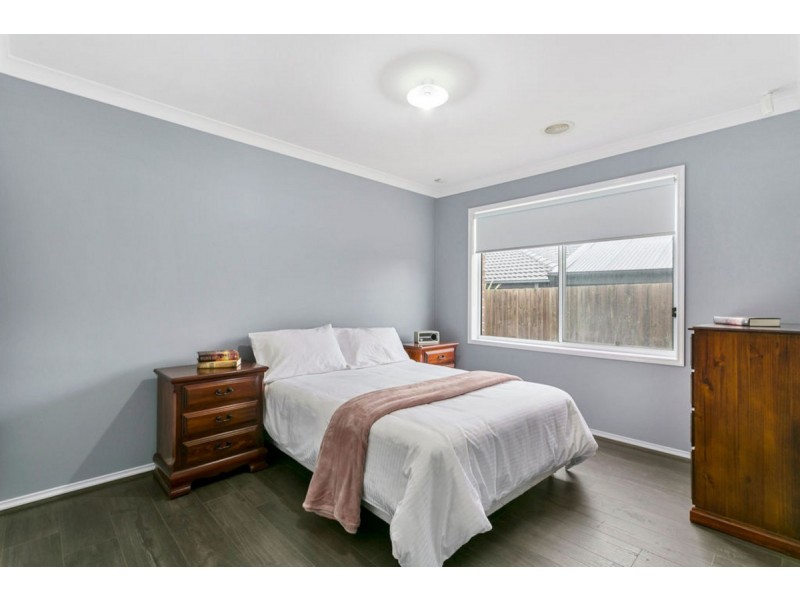 5 Jillian Place, Hastings VIC 3915