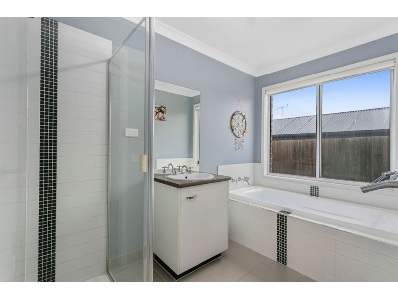 5 Jillian Place, Hastings VIC 3915