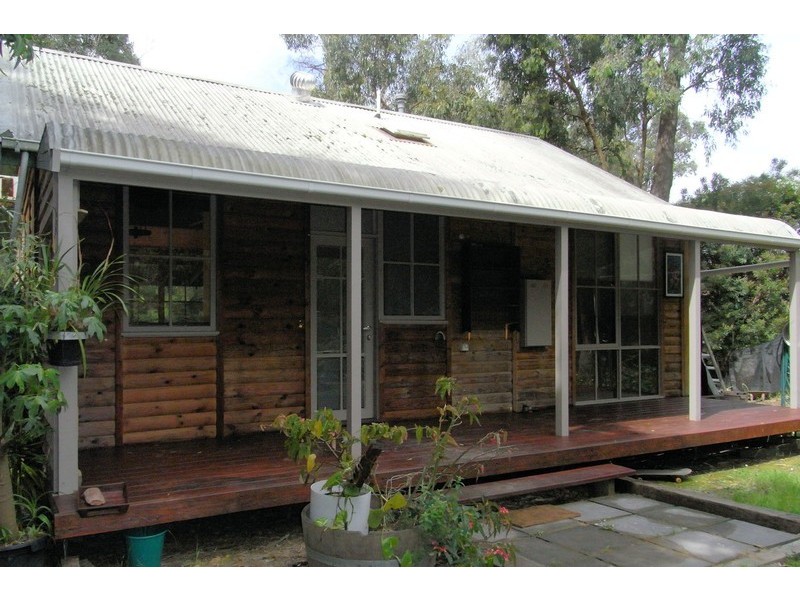 12 Hamilton Street, Crib Point VIC 3919