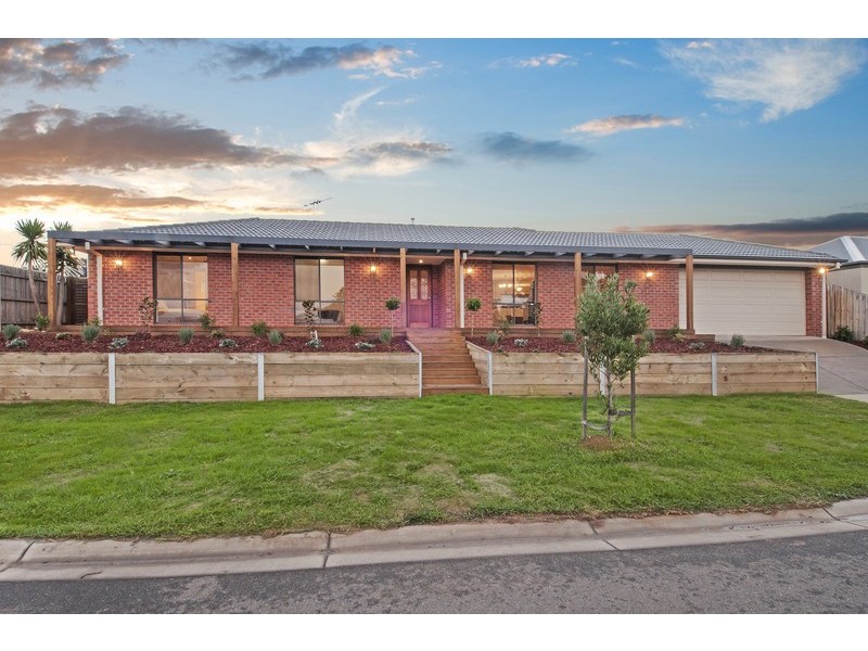 6 Olivia Way, Hastings VIC 3915