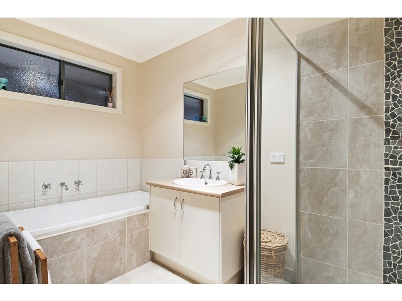 6 Olivia Way, Hastings VIC 3915