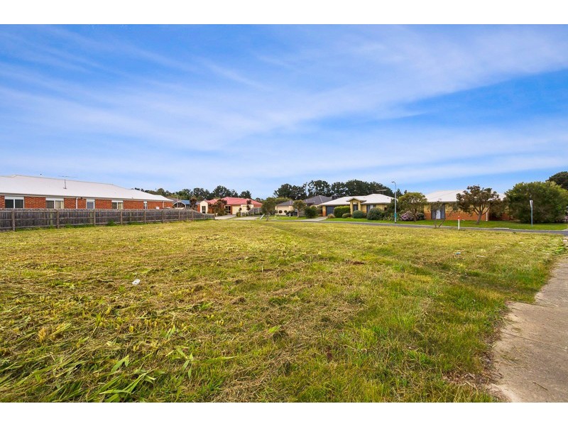 30 Sudholz Street, Bittern VIC 3918