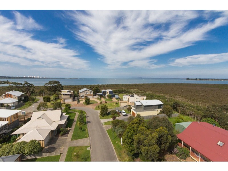 58 Warranqite Crescent, Hastings VIC 3915