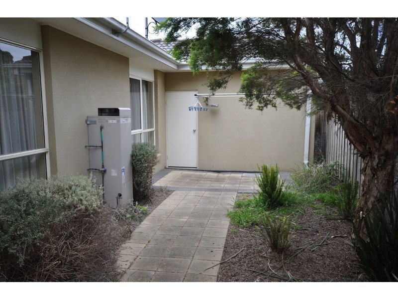 1/9 Nicholas Court, Hastings VIC 3915