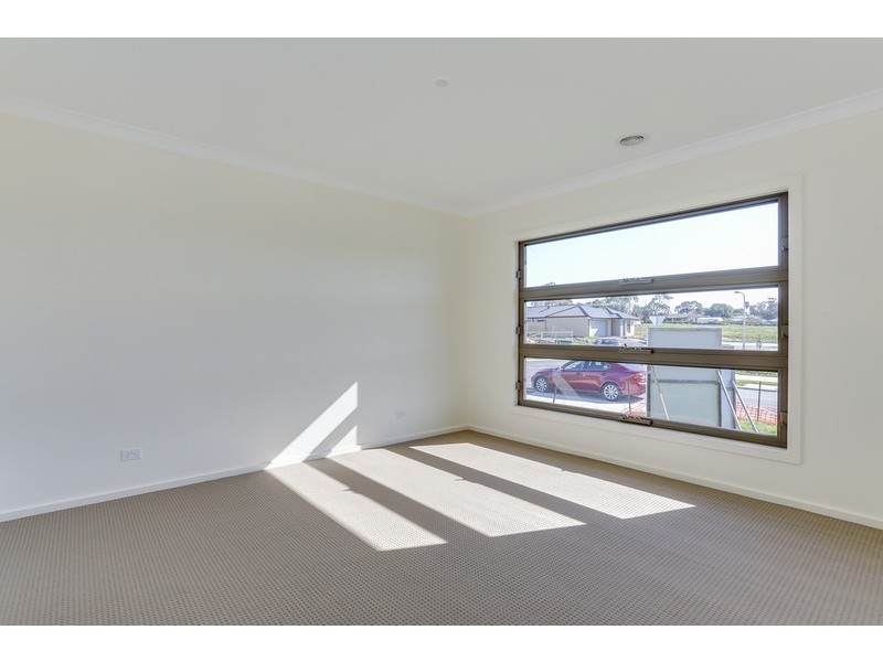 12 Eman Terrace, Hastings VIC 3915