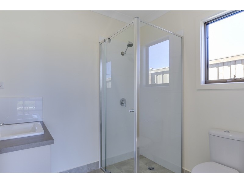 12 Eman Terrace, Hastings VIC 3915