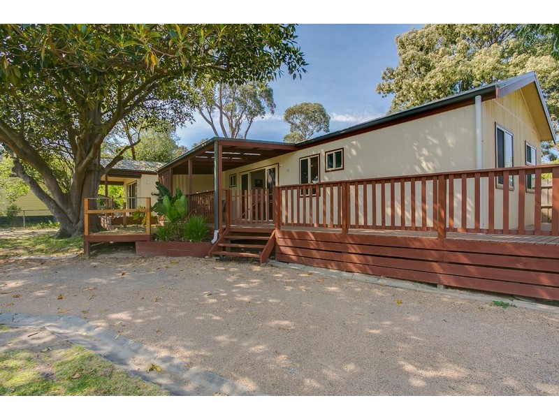 16-17/93 Camphill Road, Somers VIC 3927