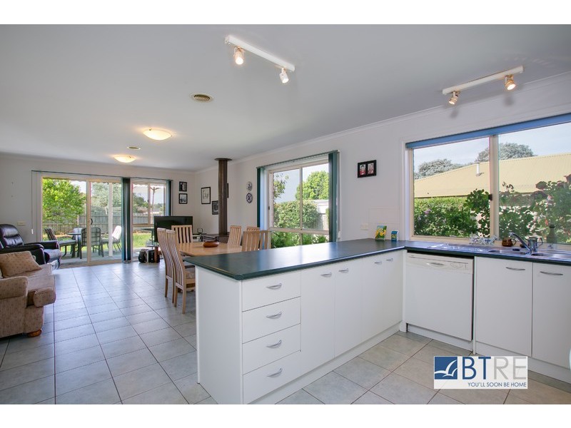 24 Coolstores Road, Hastings VIC 3915