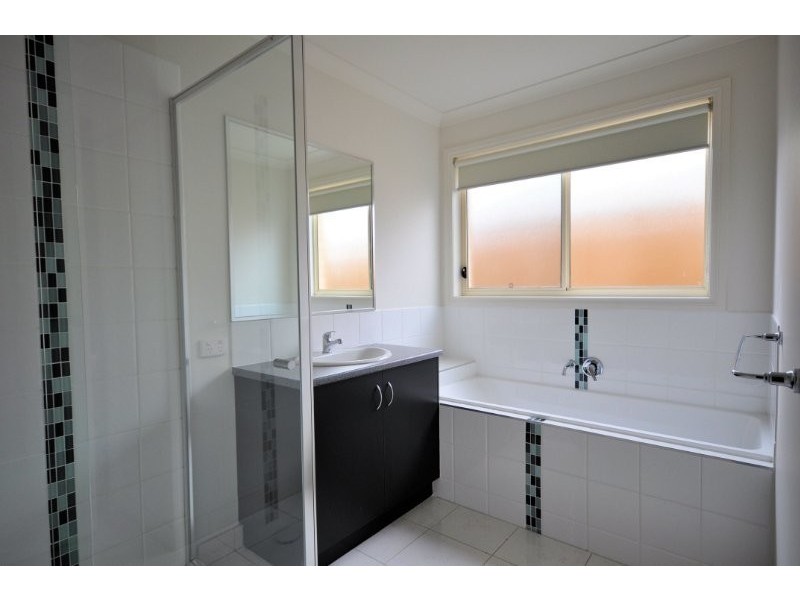 8/99 Disney Street, Crib Point VIC 3919