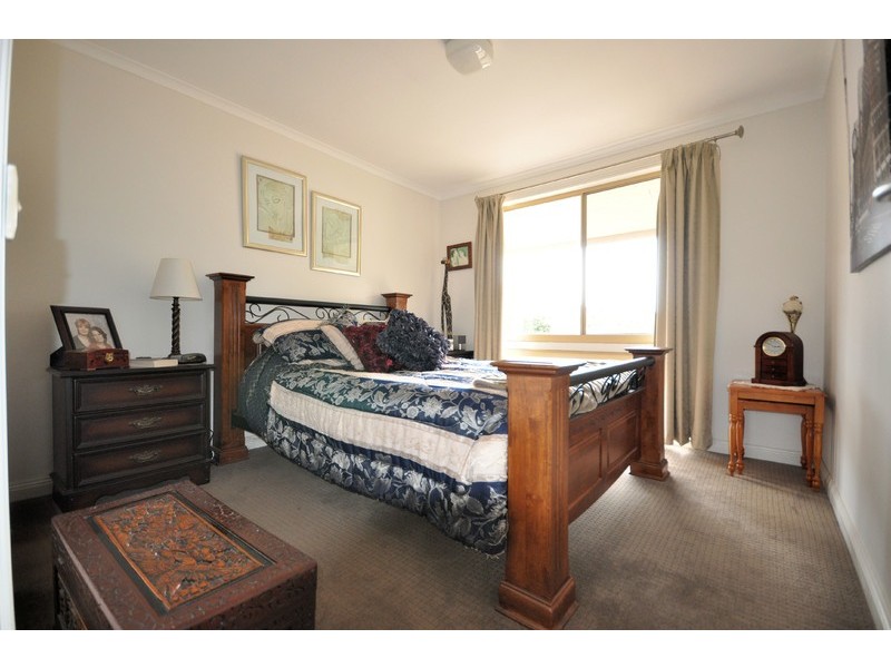 1/14 Spring Street, Hastings VIC 3915