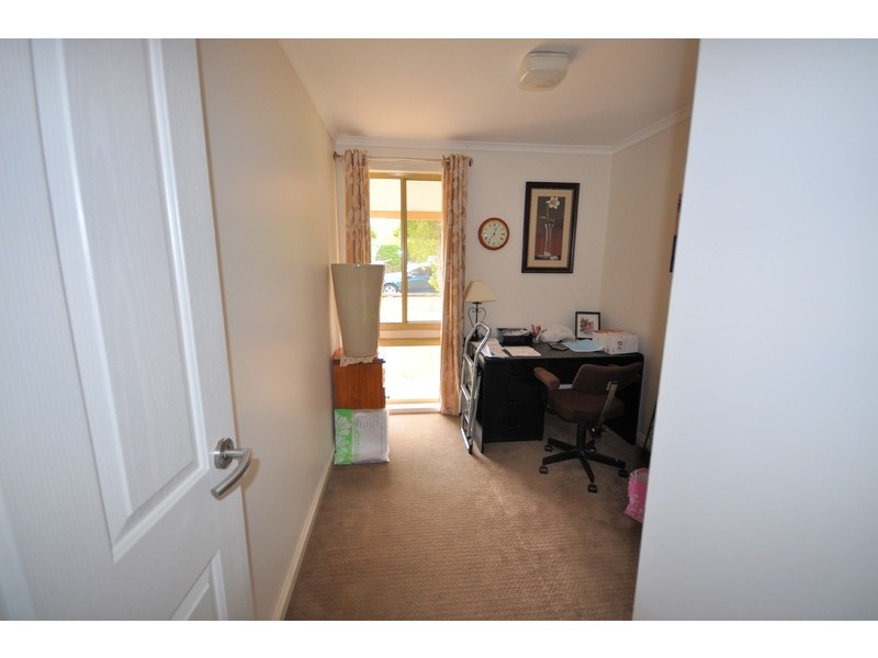 1/14 Spring Street, Hastings VIC 3915