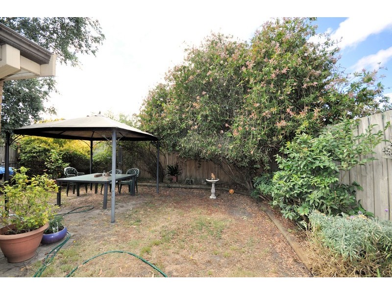 1/14 Spring Street, Hastings VIC 3915