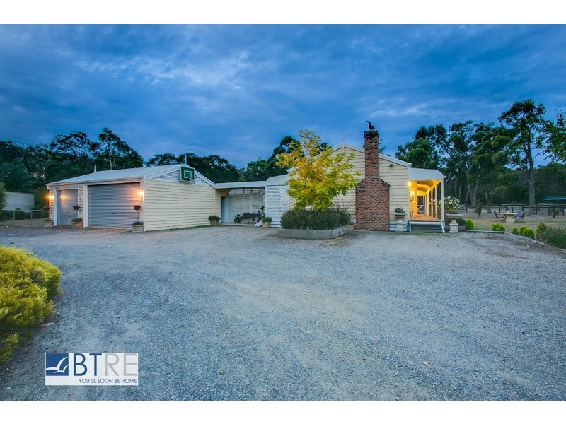 4 Wellington Road, Bittern VIC 3918
