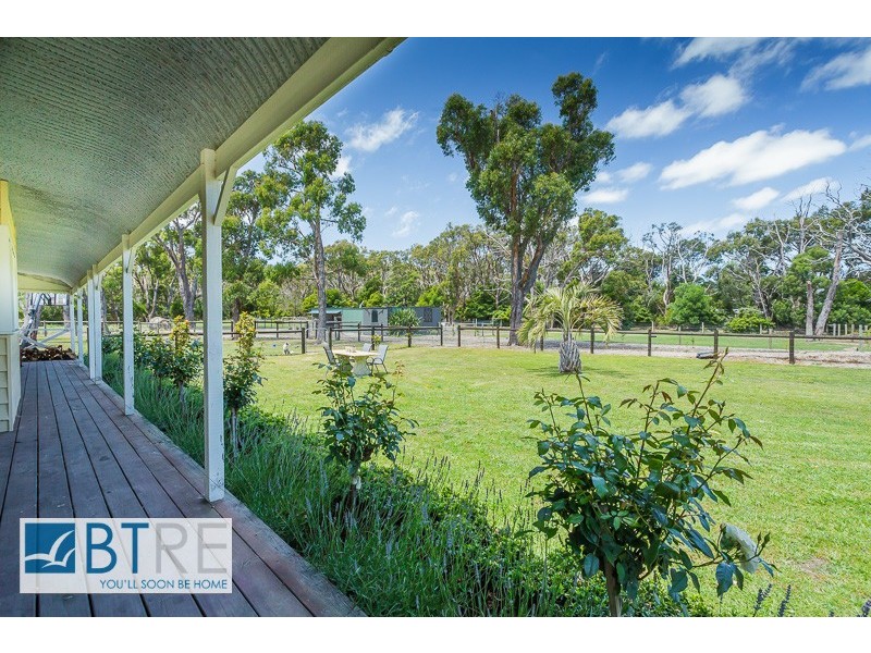 4 Wellington Road, Bittern VIC 3918