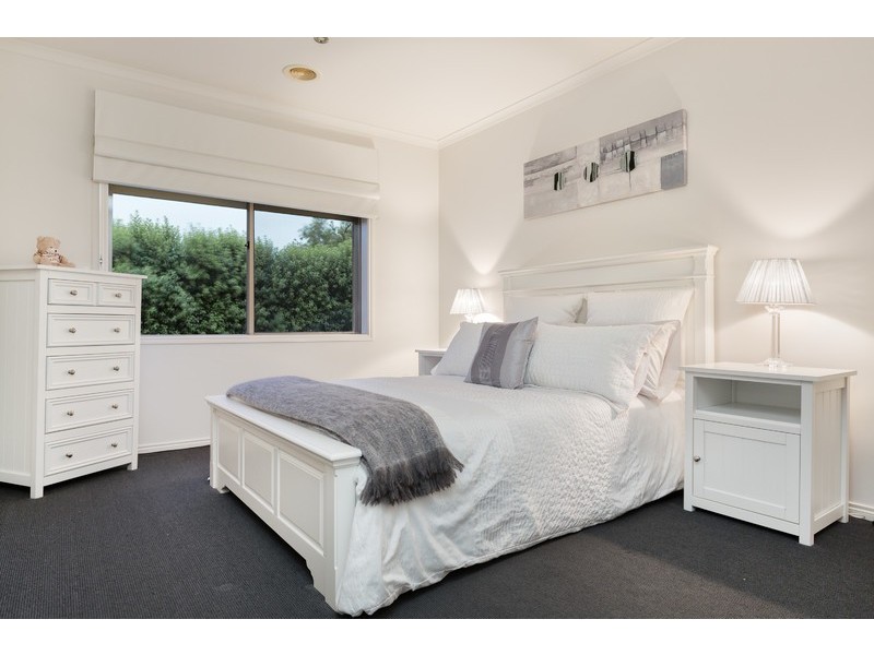 2 Jamie Court, Hastings VIC 3915