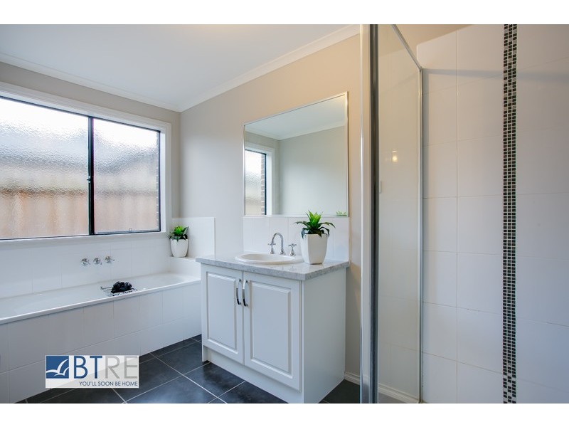 77 Hendersons Road, Bittern VIC 3918