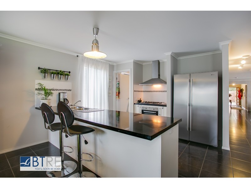 77 Hendersons Road, Bittern VIC 3918