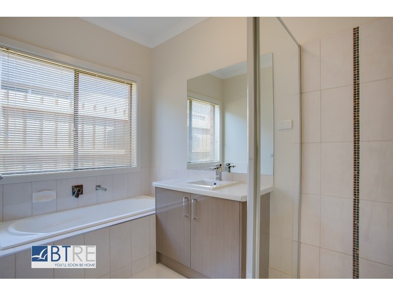 8 Inkerman Street, Bittern VIC 3918