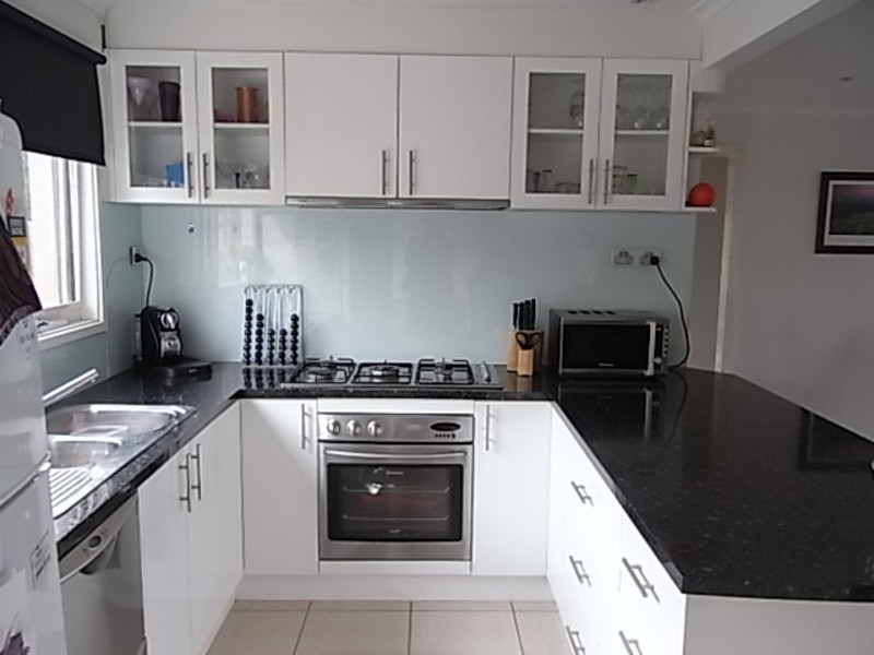 15 Deanswood Drive, Somerville VIC 3912