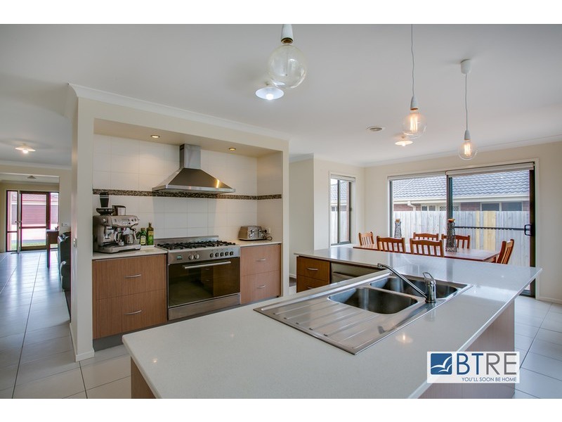 19 Sunset Rise, Hastings VIC 3915