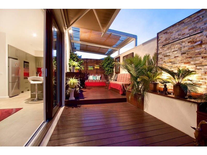 2/110 Tanti Avenue, Mornington VIC 3931