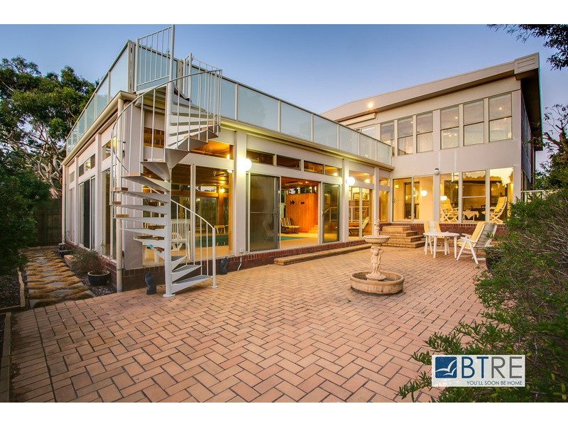 28 Tower Hill Road, Somers VIC 3927