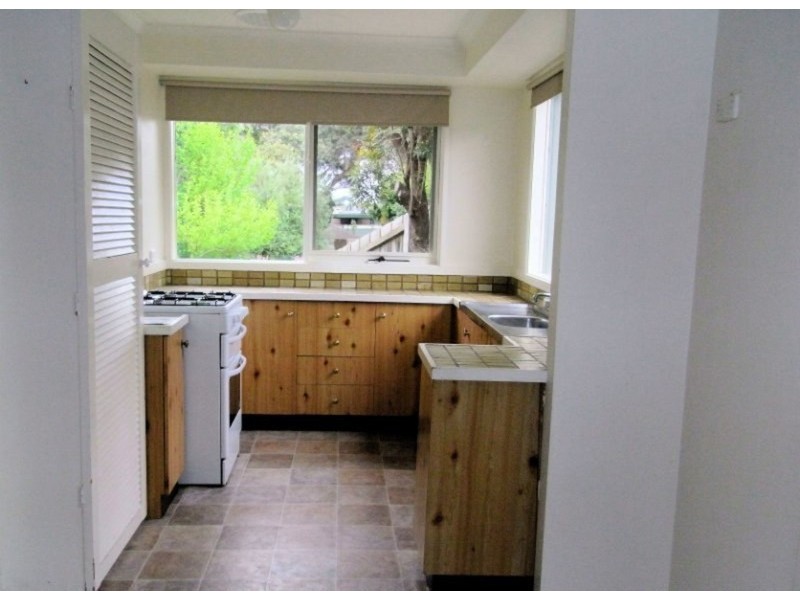 10 Pinewood Drive, Hastings VIC 3915