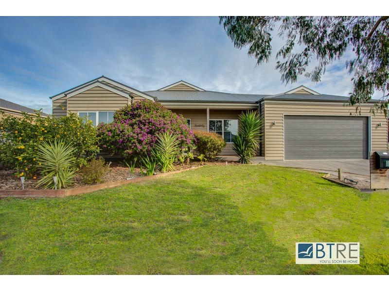 9 Jillian Place, Hastings VIC 3915