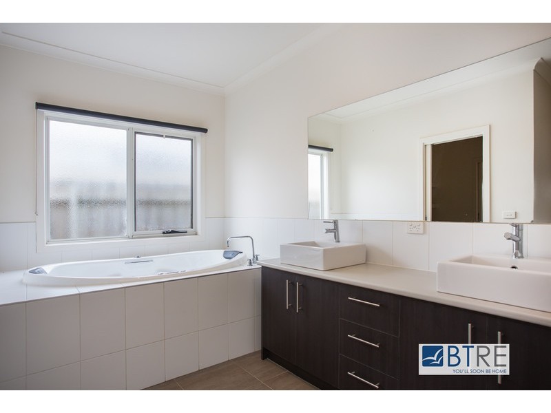 9 Jillian Place, Hastings VIC 3915