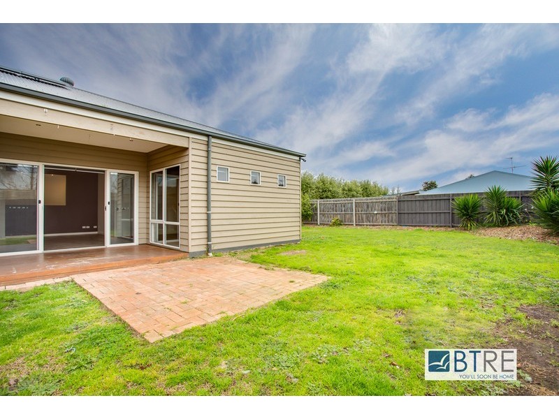 9 Jillian Place, Hastings VIC 3915