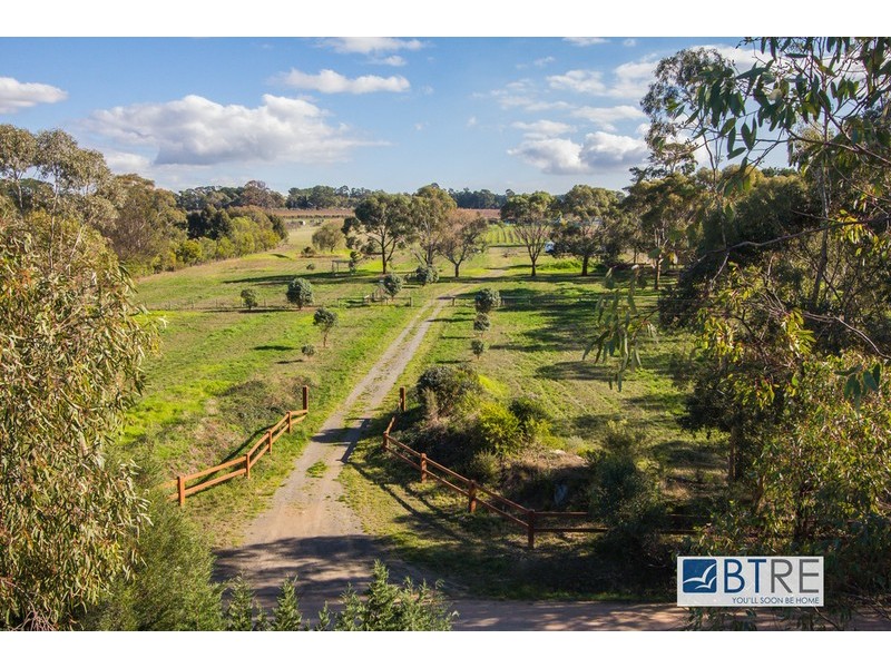 20 Carpenters Lane North, Hastings VIC 3915