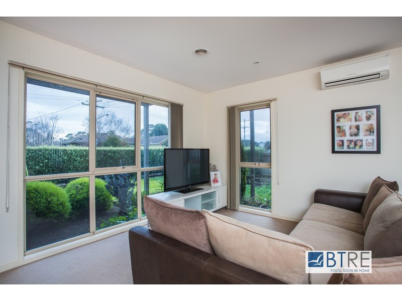 2/17 Queen Street, Hastings VIC 3915