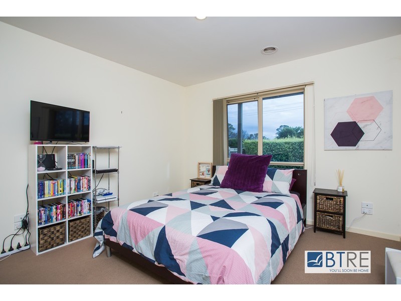 2/17 Queen Street, Hastings VIC 3915