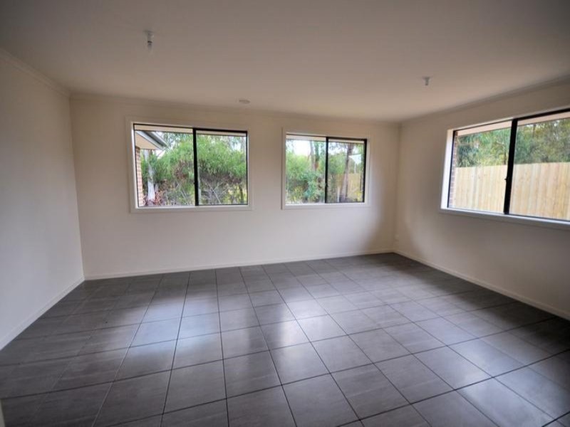 5 John Coleman Close, Hastings VIC 3915