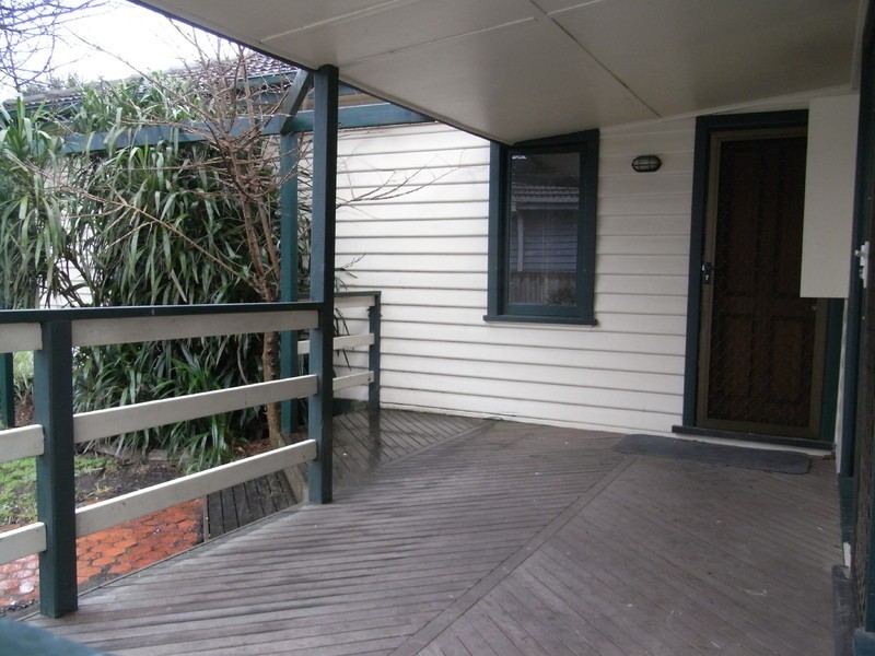 6 Elizabeth Street, Hastings VIC 3915