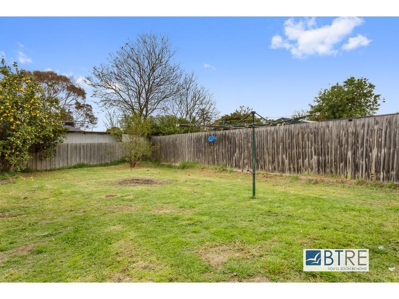 4 Pinewood Drive, Hastings VIC 3915