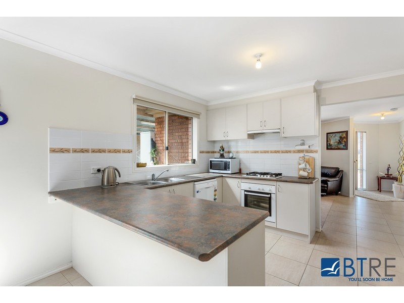 2 Babington Close, Hastings VIC 3915