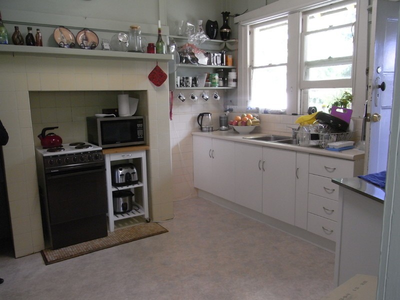2478 Frankston Flinders Road, Bittern VIC 3918