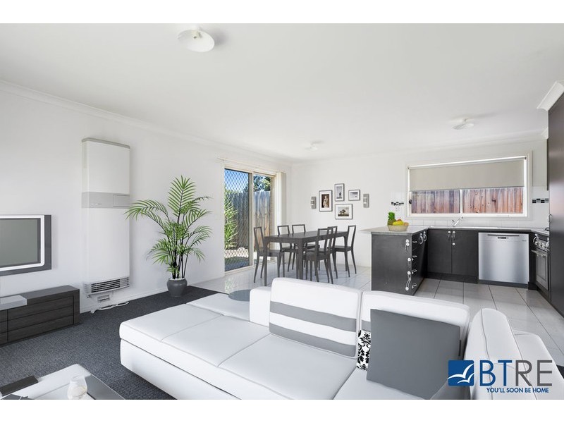 8/99 Disney Street, Crib Point VIC 3919