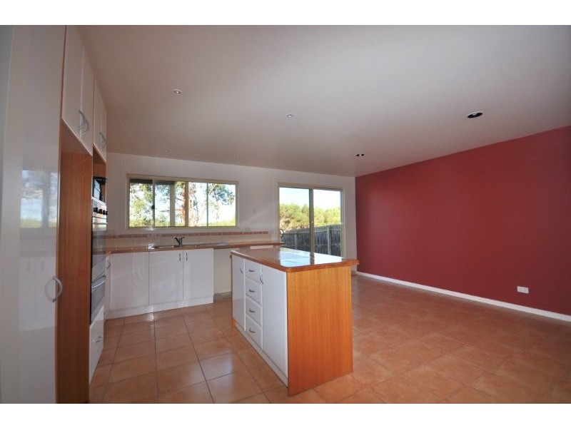 56 Warranqite Crescent, Hastings VIC 3915