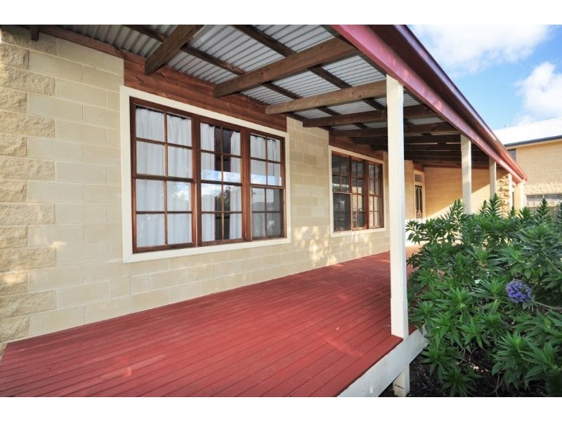 56 Warranqite Crescent, Hastings VIC 3915