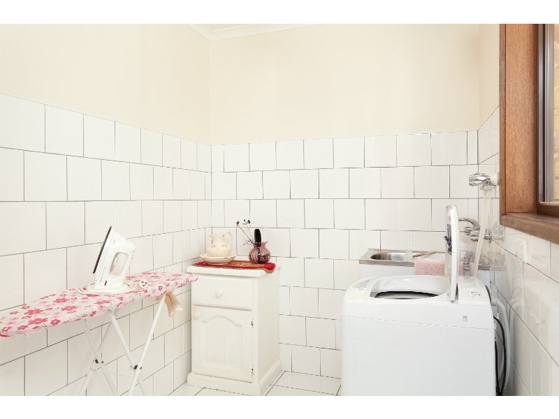 1/2 Victoria Street, Hastings VIC 3915