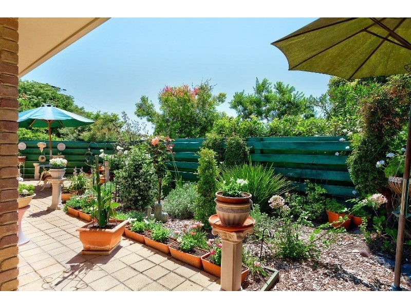 1/2 Victoria Street, Hastings VIC 3915